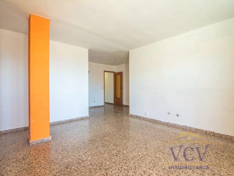 3 bedroom Flat for sale in El Campello with garage - € 325,000 (Ref: 9948446)