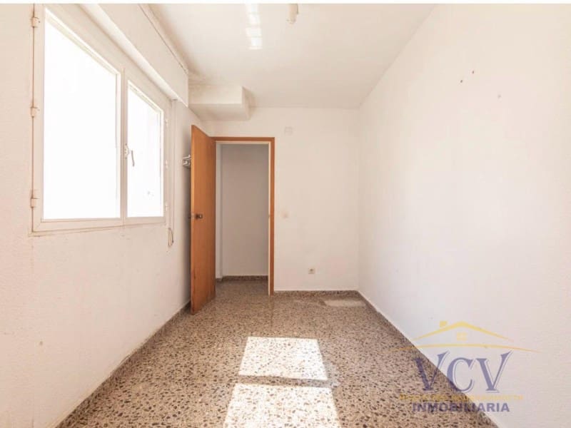 3 bedroom Flat for sale in El Campello with garage - € 325,000 (Ref: 9948446)