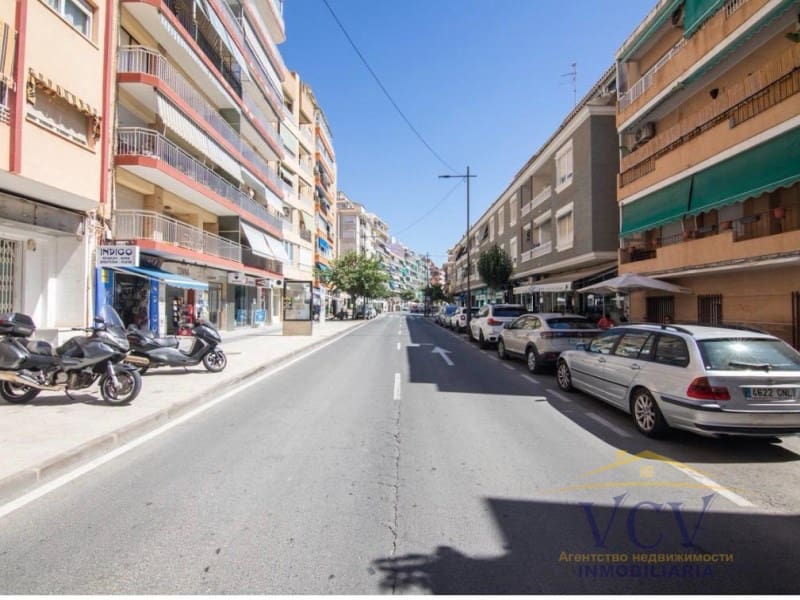 3 bedroom Flat for sale in El Campello with garage - € 325,000 (Ref: 9948446)