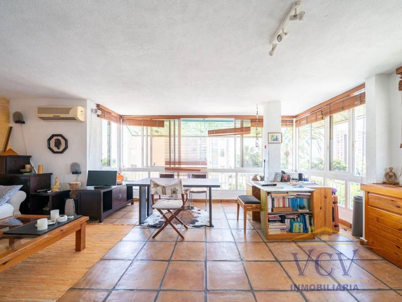 2 chambre Appartement à vendre à Alicante ville avec garage - 245 000 € (Ref: 9948448)