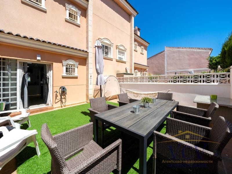 2 soveværelse Byhus til salg i Gran Alacant med garage - € 290.000 (Ref: 9948449)