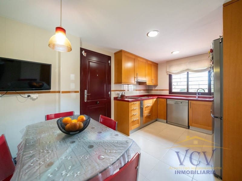 4 soverom Hus til salgs i Muchamiel / Mutxamel med garasje - € 605 000 (Ref: 9948450)