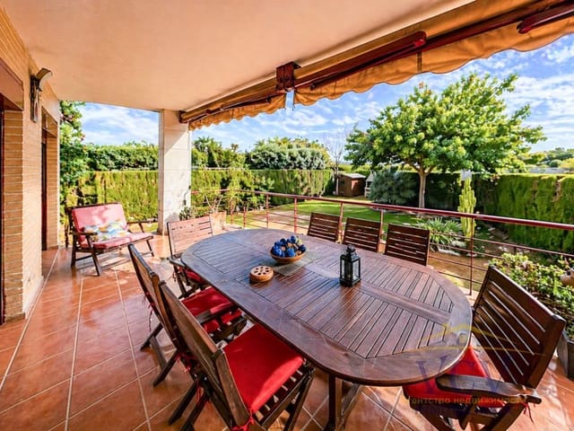 4 quarto Casa em Banda para venda em Muchamiel / Mutxamel com garagem - 605 000 € (Ref: 9948450)