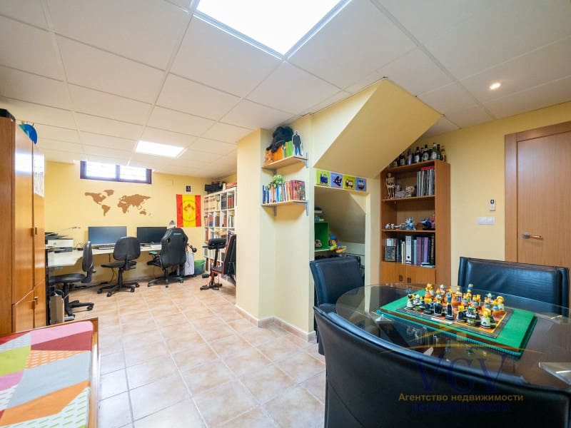 4 soverom Hus til salgs i Muchamiel / Mutxamel med garasje - € 605 000 (Ref: 9948450)