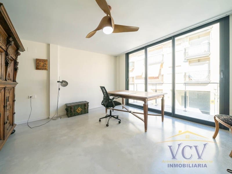 5 soverom Hus til salgs i El Campello med garasje - € 2 200 000 (Ref: 9948451)