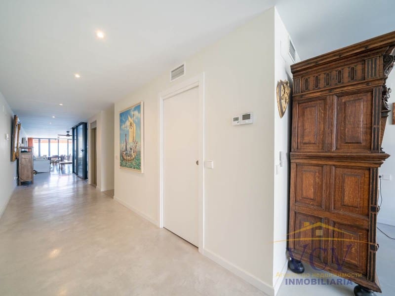 5 soverom Hus til salgs i El Campello med garasje - € 2 200 000 (Ref: 9948451)