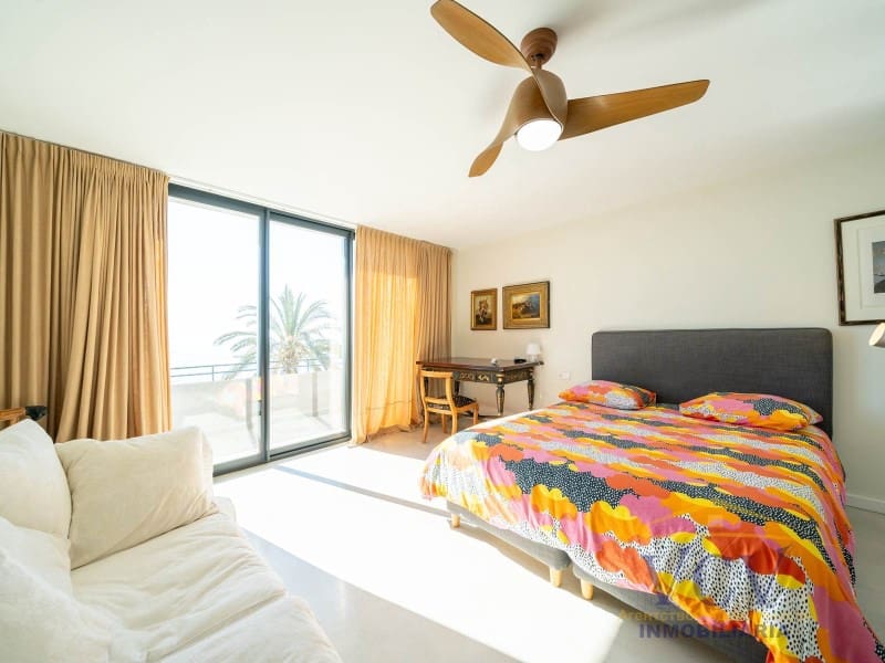 5 soverom Hus til salgs i El Campello med garasje - € 2 200 000 (Ref: 9948451)