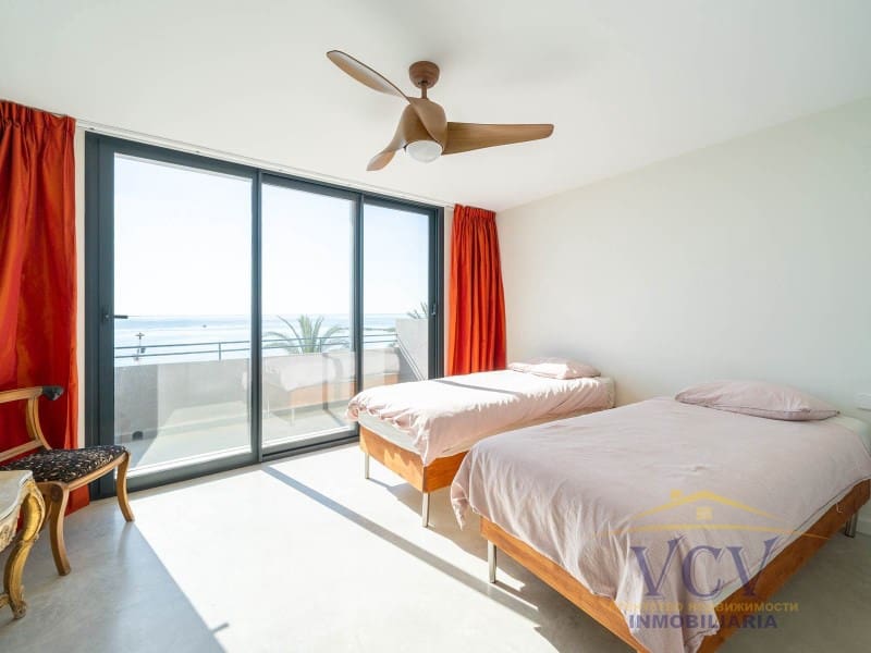5 soverom Hus til salgs i El Campello med garasje - € 2 200 000 (Ref: 9948451)