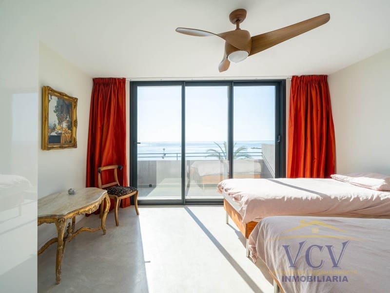5 soverom Hus til salgs i El Campello med garasje - € 2 200 000 (Ref: 9948451)