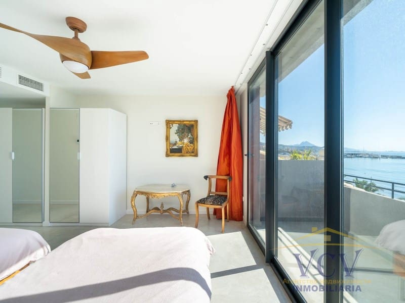 5 soverom Hus til salgs i El Campello med garasje - € 2 200 000 (Ref: 9948451)