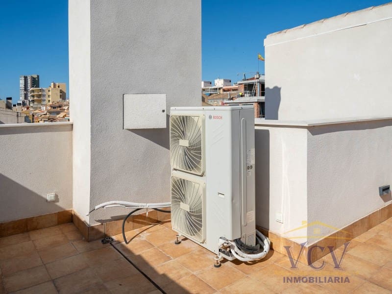 5 soverom Hus til salgs i El Campello med garasje - € 2 200 000 (Ref: 9948451)