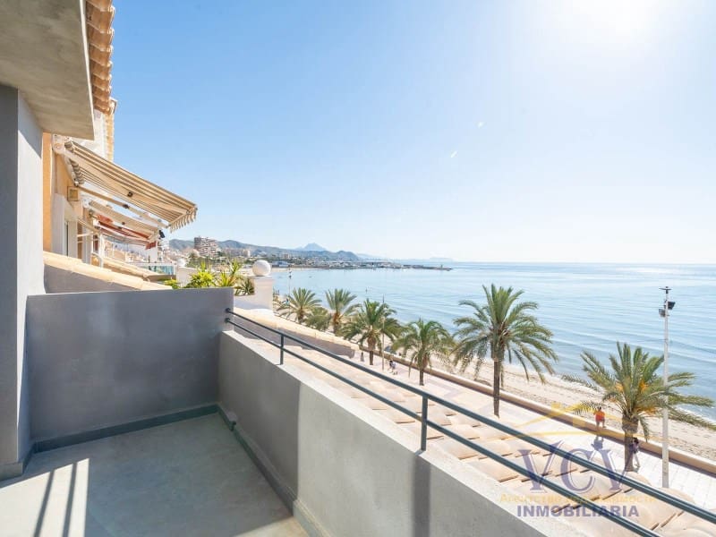5 soverom Hus til salgs i El Campello med garasje - € 2 200 000 (Ref: 9948451)