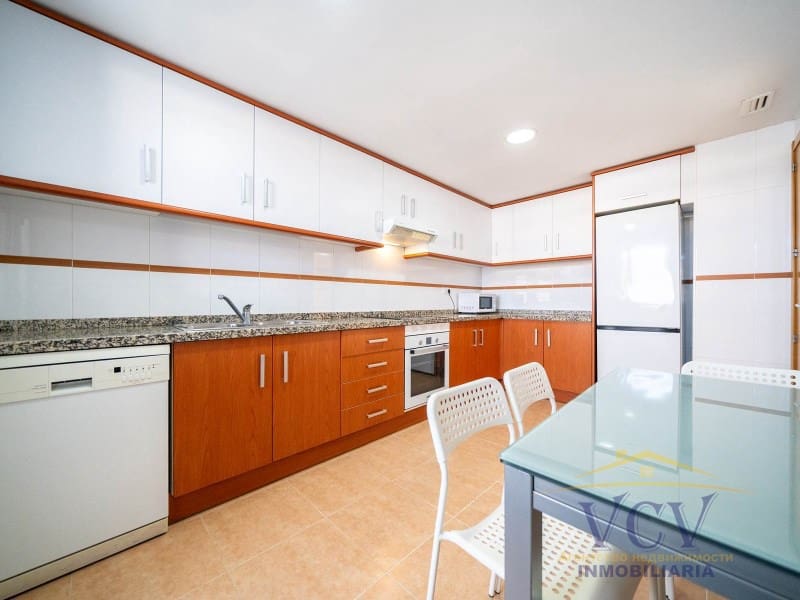 2 soveværelse Penthouse til salg i Alicante by med garage - € 450.000 (Ref: 9948452)