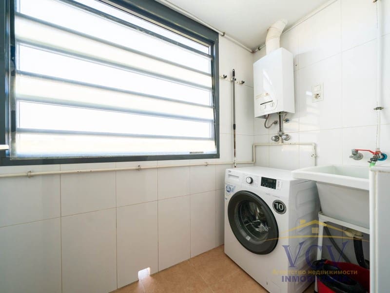 2 soveværelse Penthouse til salg i Alicante by med garage - € 450.000 (Ref: 9948452)
