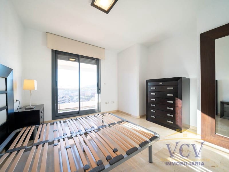2 soveværelse Penthouse til salg i Alicante by med garage - € 450.000 (Ref: 9948452)