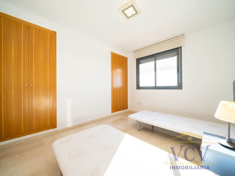 2 soveværelse Penthouse til salg i Alicante by med garage - € 450.000 (Ref: 9948452)
