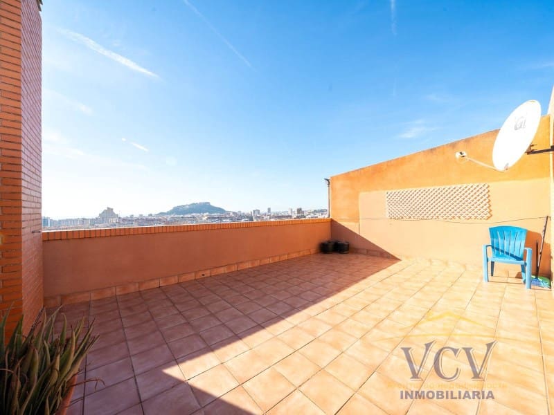 2 soveværelse Penthouse til salg i Alicante by med garage - € 450.000 (Ref: 9948452)
