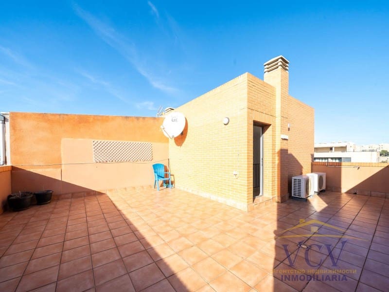 2 soveværelse Penthouse til salg i Alicante by med garage - € 450.000 (Ref: 9948452)