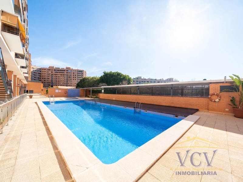 2 soveværelse Penthouse til salg i Alicante by med garage - € 450.000 (Ref: 9948452)