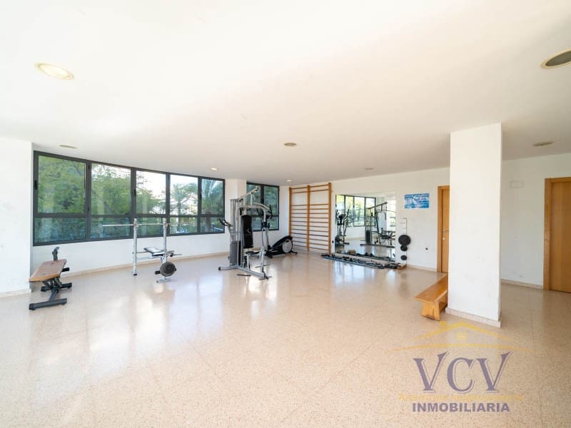 2 soveværelse Penthouse til salg i Alicante by med garage - € 450.000 (Ref: 9948452)