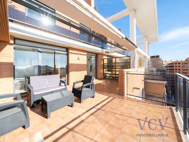 2 soveværelse Penthouse til salg i Garbinet - Parque de las Avenidas, Alicante by med garage - € 450.000 (Ref: 9948452)