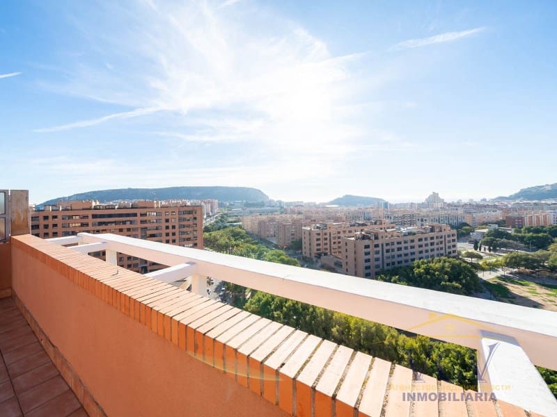 2 soveværelse Penthouse til salg i Alicante by med garage - € 450.000 (Ref: 9948452)