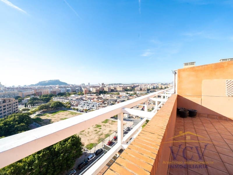2 soveværelse Penthouse til salg i Alicante by med garage - € 450.000 (Ref: 9948452)