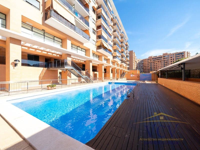 2 soveværelse Penthouse til salg i Alicante by med garage - € 450.000 (Ref: 9948452)