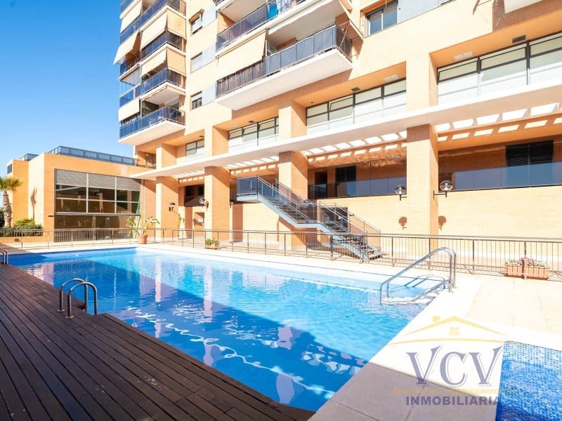 2 soveværelse Penthouse til salg i Alicante by med garage - € 450.000 (Ref: 9948452)