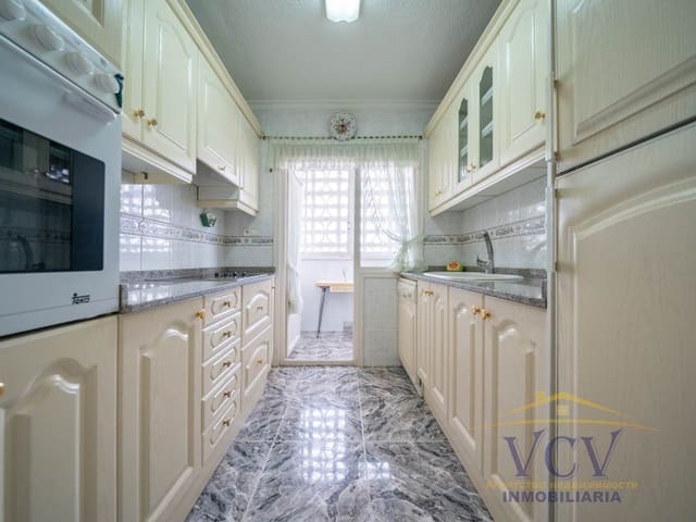 3 soveværelse Lejlighed til salg i Virgen del Remedio - Parque lo Morant, Alicante by med garage - € 156.000 (Ref: 9948454)