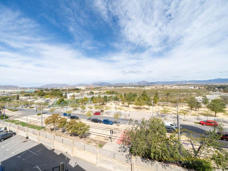 3 Zimmer Wohnung zu verkaufen in Alicante / Alacant Stadt mit Garage - 156.000 € (Ref: 9948454)