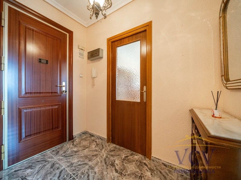 3 Zimmer Wohnung zu verkaufen in Alicante / Alacant Stadt mit Garage - 156.000 € (Ref: 9948454)
