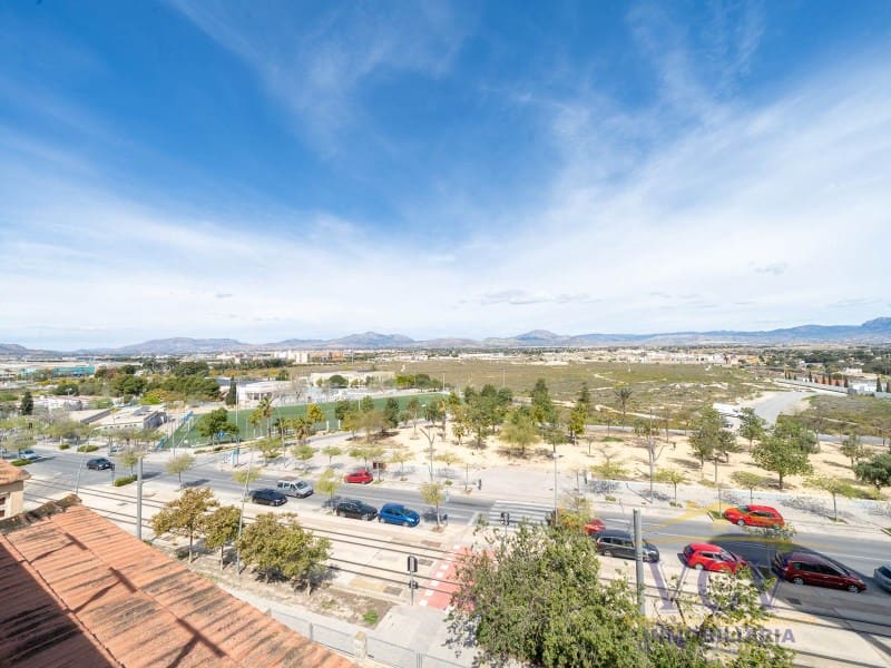 3 Zimmer Wohnung zu verkaufen in Alicante / Alacant Stadt mit Garage - 156.000 € (Ref: 9948454)