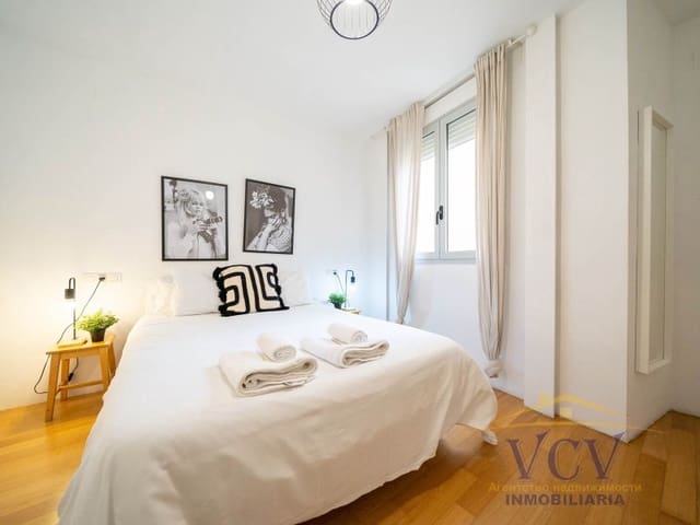 2 soveværelse Lejlighed til salg i Alicante by - € 300.000 (Ref: 9948455)