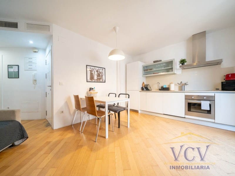 2 slaapkamer Flat te koop in Alicante stad - € 300.000 (Ref: 9948455)