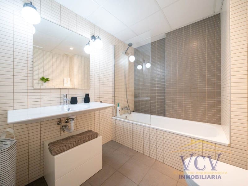 2 slaapkamer Flat te koop in Alicante stad - € 300.000 (Ref: 9948455)