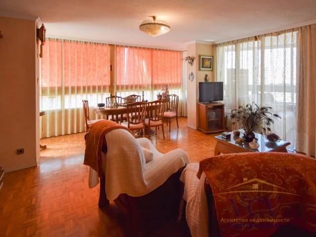 4 quarto Apartamento para venda em Vistahermosa, Alicante cidade com garagem - 390 000 € (Ref: 9948456)