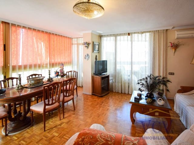 4 quarto Apartamento para venda em Vistahermosa, Alicante cidade com garagem - 390 000 € (Ref: 9948456)