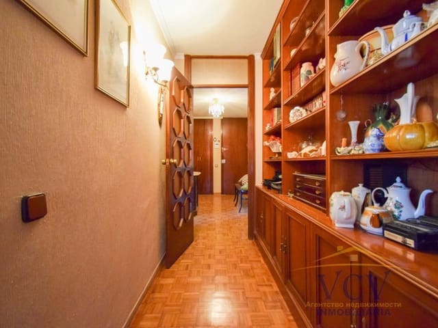 4 quarto Apartamento para venda em Vistahermosa, Alicante cidade com garagem - 390 000 € (Ref: 9948456)
