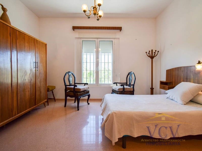 5 slaapkamer Villa te koop in Alicante stad met garage - € 2.500.000 (Ref: 9948462)