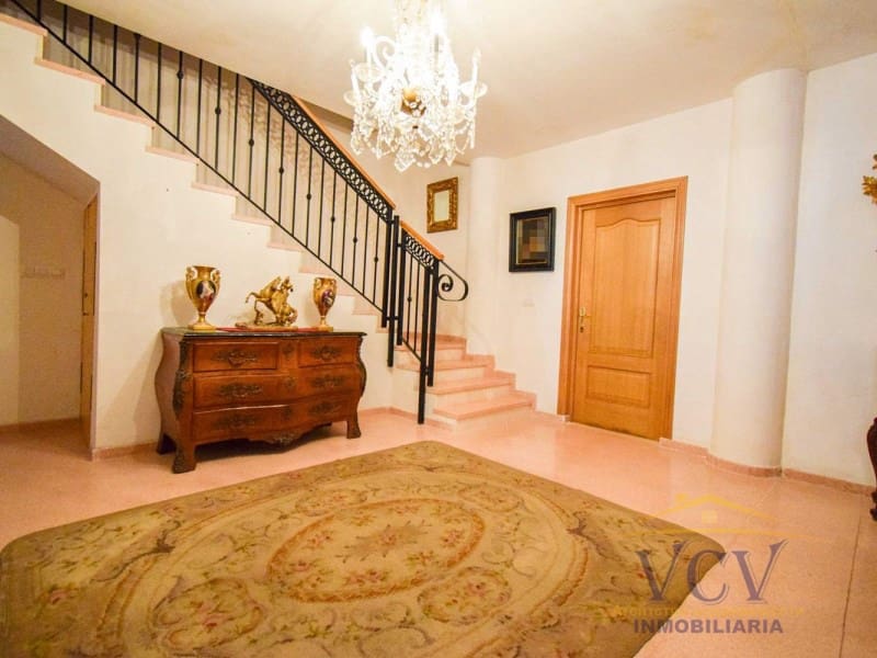 5 slaapkamer Villa te koop in Alicante stad met garage - € 2.500.000 (Ref: 9948462)