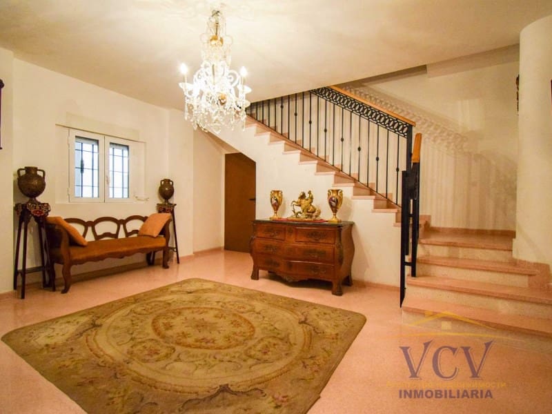 5 slaapkamer Villa te koop in Alicante stad met garage - € 2.500.000 (Ref: 9948462)