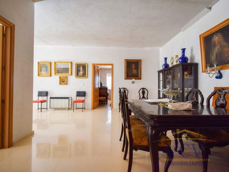 5 slaapkamer Villa te koop in Alicante stad met garage - € 2.500.000 (Ref: 9948462)