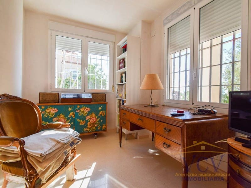 5 slaapkamer Villa te koop in Alicante stad met garage - € 2.500.000 (Ref: 9948462)