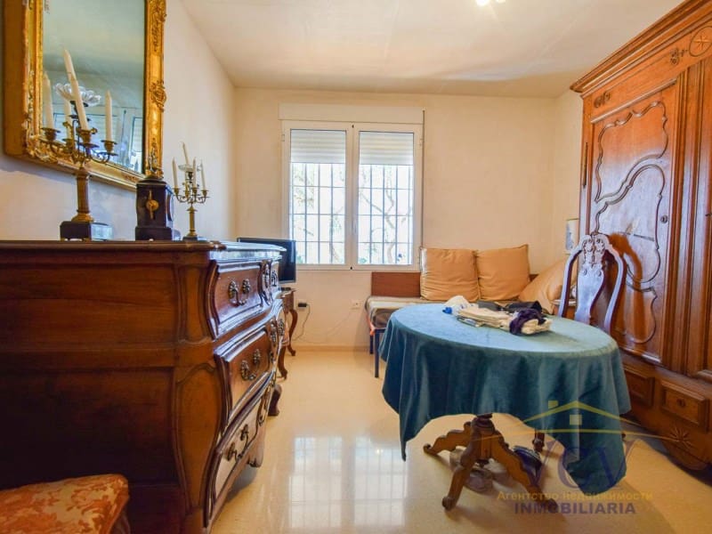 5 slaapkamer Villa te koop in Alicante stad met garage - € 2.500.000 (Ref: 9948462)