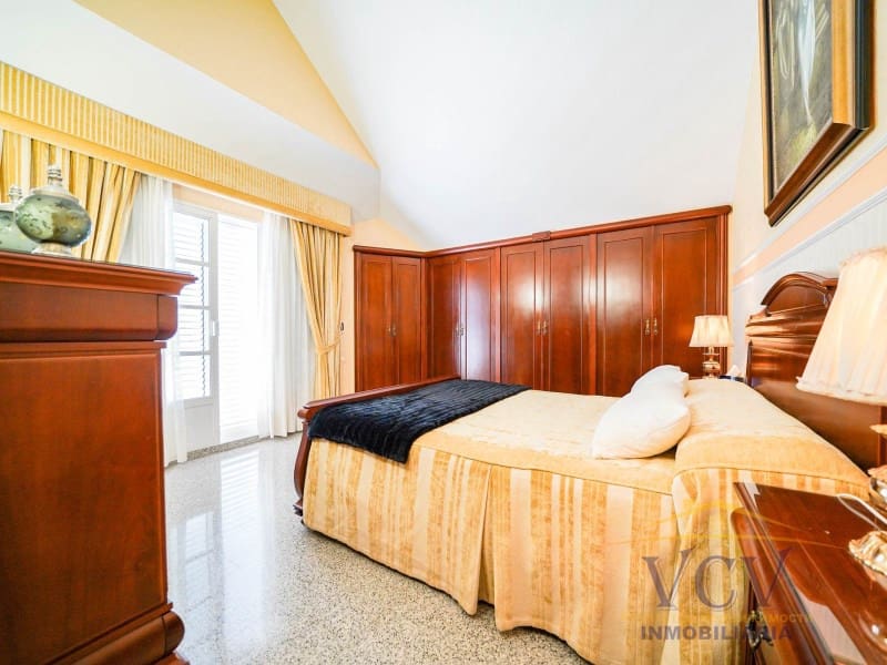 5 Zimmer Villa zu verkaufen in San Vicente / Sant Vicent del Raspeig mit Garage - 715.000 € (Ref: 9948463)