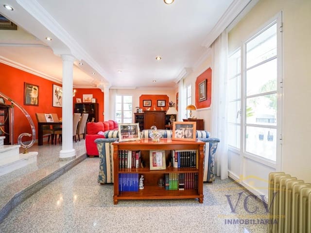 5 soveværelse Villa til salg i San Vicente / Sant Vicent del Raspeig med garage - € 715.000 (Ref: 9948463)