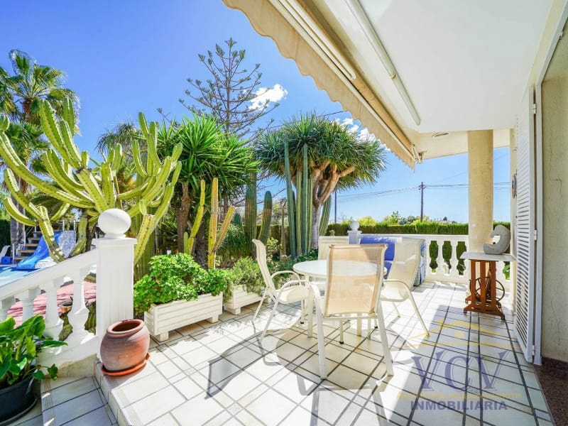 5 Zimmer Villa zu verkaufen in San Vicente / Sant Vicent del Raspeig mit Garage - 715.000 € (Ref: 9948463)