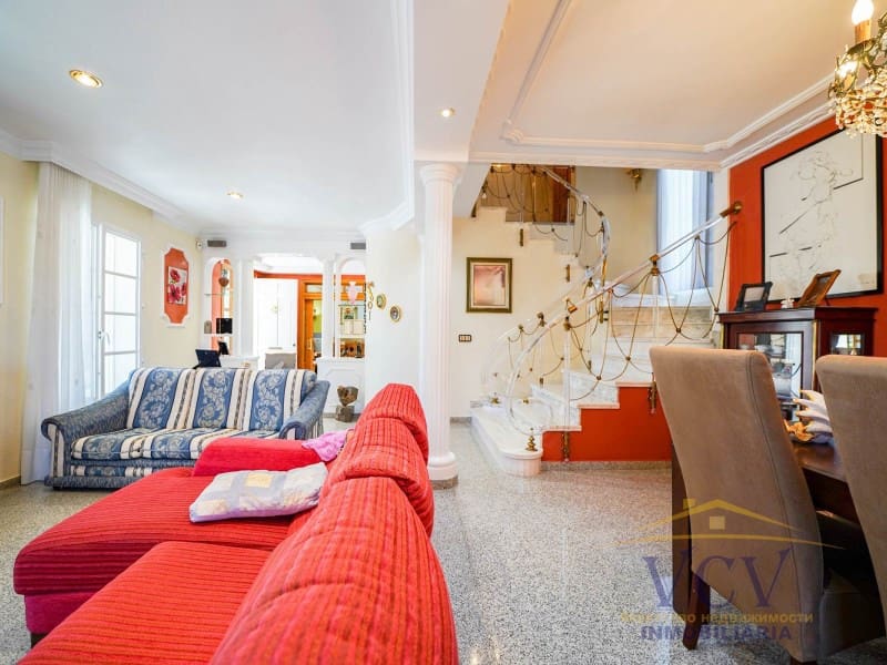 5 Zimmer Villa zu verkaufen in San Vicente / Sant Vicent del Raspeig mit Garage - 715.000 € (Ref: 9948463)