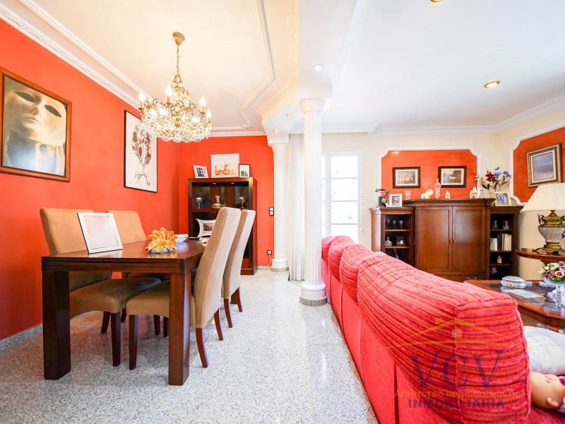 5 Zimmer Villa zu verkaufen in San Vicente / Sant Vicent del Raspeig mit Garage - 715.000 € (Ref: 9948463)